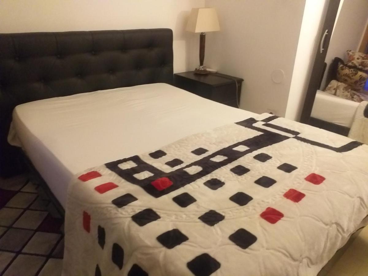 A.B.C Simple Rooms Garges-lès-Gonesse Exterior foto